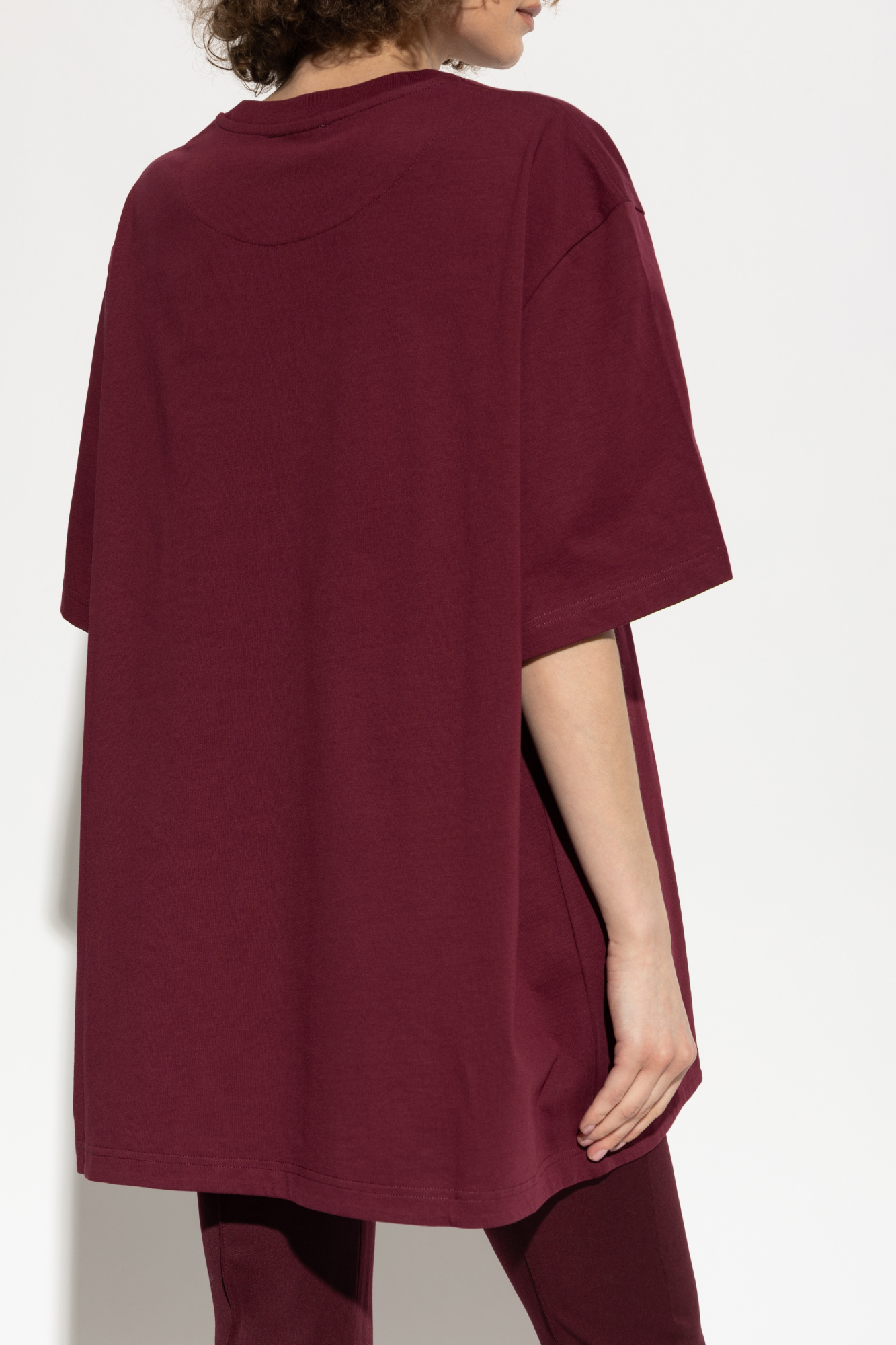 Tシャツ・カットソー [ATTENTIONROW] Edition6. Standout Shoulder Incident Oversize Burgundy T-shirt with logo The Attico - Vitkac AS